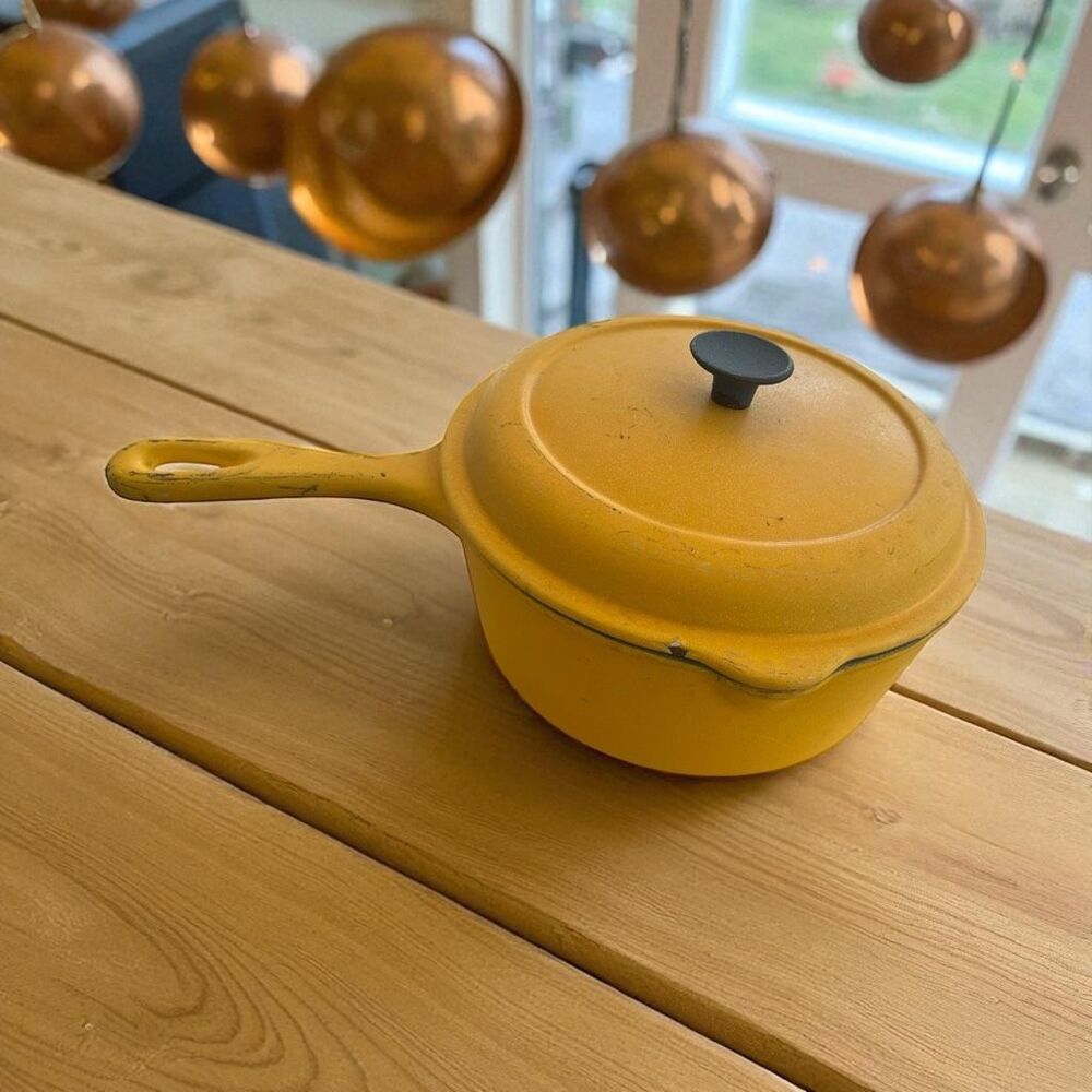 Vintage Le Creuset Enamel Cast Iron Skillet Saucepan with Lid – Yellow (20cm)